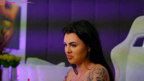 Dee online show from 12-19-25, 05:09