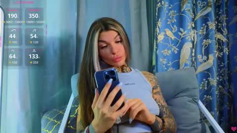 Snapshot of perfecttbaby77n chatting on 10-04-25, 08:12 Anna online show from 10-04-25, 08:12