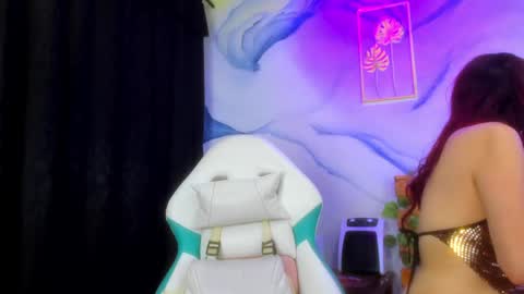 Snapshot of perlafranco chatting on 01-19-25, 08:39 Perla Franco online show from 01-19-25, 08:39