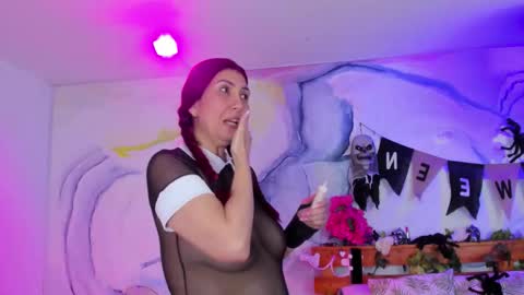 Snapshot of perlafranco chatting on 10-10-25, 05:28 Perla Franco online show from 10-10-25, 05:28