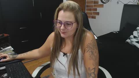 goloza online show from 11-18-25, 03:12