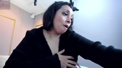 Snapshot of perlapreciosa chatting on 02-14-25, 06:56 PerlaPreciosa online show from 02-14-25, 06:56