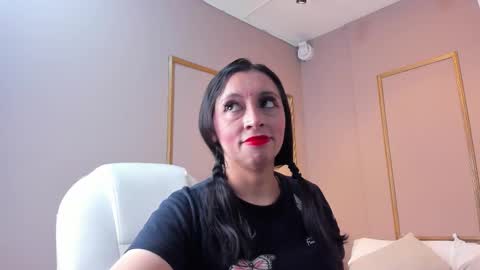 PerlaPreciosa online show from 11-02-25, 04:04