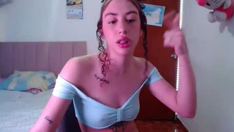 perlaweb_09 online show from 12-17-25, 09:10