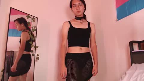 Snapshot of permango chatting on 10-12-25, 12:09 Permango online show from 10-12-25, 12:09