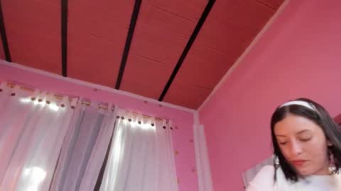 Marie online show from 02-06-26, 09:40