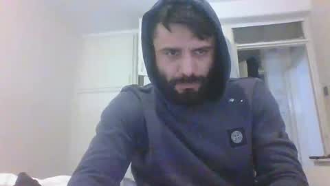 Snapshot of persianprince_13 chatting on 03-10-25, 11:21 persianprince_13 online show from 03-10-25, 11:21