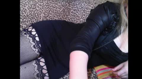 Snapshot of pervdomx chatting on 01-07-25, 11:24 Lady K online show from 01-07-25, 11:24