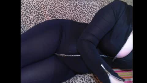 Snapshot of pervdomx chatting on 02-26-25, 03:42 Lady K online show from 02-26-25, 03:42