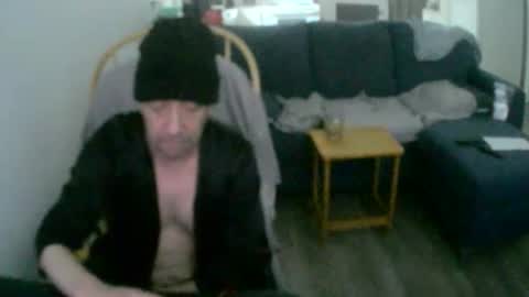 sex adicted online show from 01-25-25, 07:18