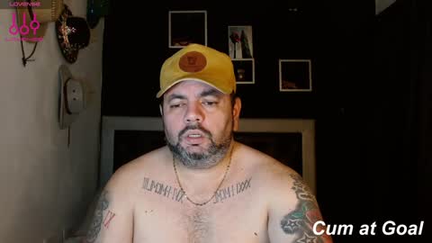 Snapshot of perverseveteranmanxxx chatting on 01-11-25, 05:41 Carlos online show from 01-11-25, 05:41