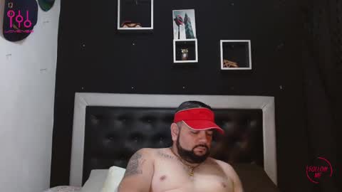 Snapshot of perverseveteranmanxxx chatting on 03-05-25, 11:16 Carlos online show from 03-05-25, 11:16