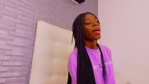 Snapshot of pervert_shydoll chatting on 06-10-26, 02:45 pervert_shydoll online show from 06-10-26, 02:45