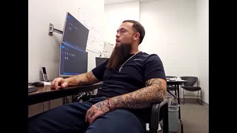 AKA perverted Step Daddy online show from 12-04-24, 02:53