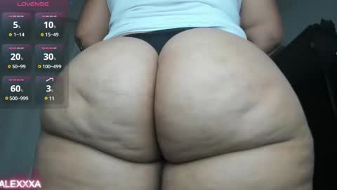 Snapshot of pervertt_mommy chatting on 12-04-24, 09:18  Alexandra  online show from 12-04-24, 09:18