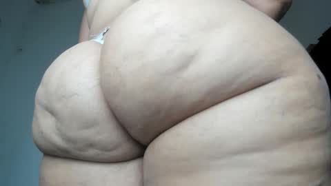  Alexandra  online show from 02-08-26, 04:32