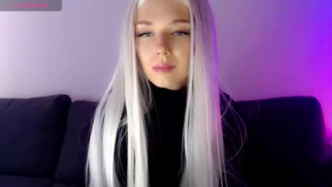 Snapshot of pervyblonde chatting on 02-12-25, 12:55 Isabella online show from 02-12-25, 12:55