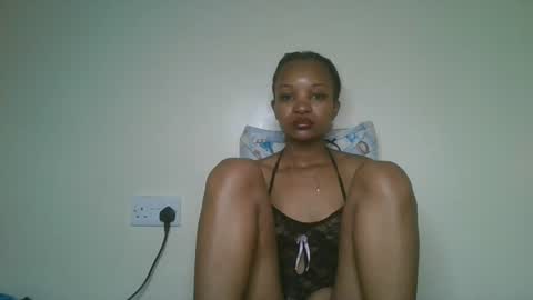 Snapshot of petal_palette chatting on 06-22-26, 08:55 Lolly online show from 06-22-26, 08:55