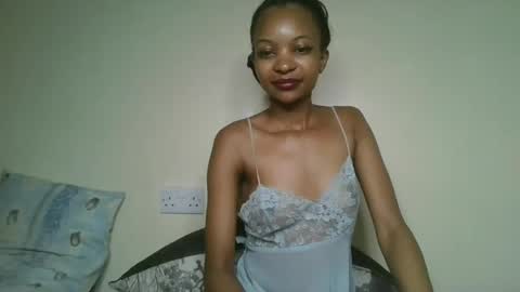 Snapshot of petal_palette chatting on 07-01-26, 09:11 Lolly online show from 07-01-26, 09:11