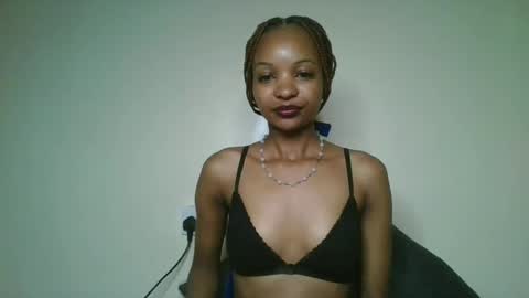 Snapshot of petal_palette chatting on 07-04-26, 04:40 Lolly online show from 07-04-26, 04:40