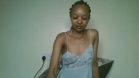 Snapshot of petal_palette chatting on 07-07-26, 05:21 Lolly online show from 07-07-26, 05:21