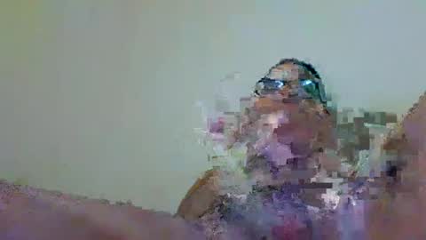 Snapshot of petardoxxxx chatting on 02-10-25, 01:24 Isaa online show from 02-10-25, 01:24