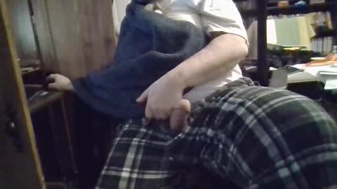 Snapshot of peter40770 chatting on 02-10-26, 04:27 peter40770 online show from 02-10-26, 04:27