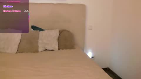 Peters Emily online show from 04-25-26, 10:07