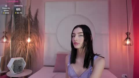 Alice   online show from 01-26-25, 06:07