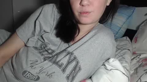 petite_danielle online show from 06-25-26, 08:46