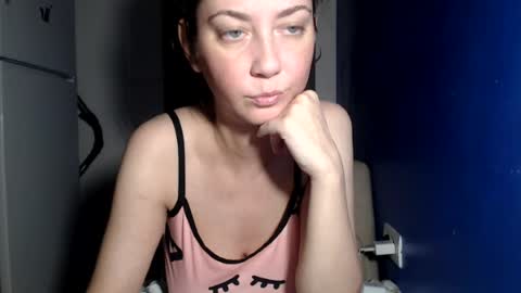 petite_danielle online show from 07-16-26, 08:59