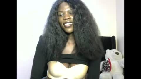 Snapshot of petite_lavi2 chatting on 02-23-25, 12:08 petite_lavi2 online show from 02-23-25, 12:08