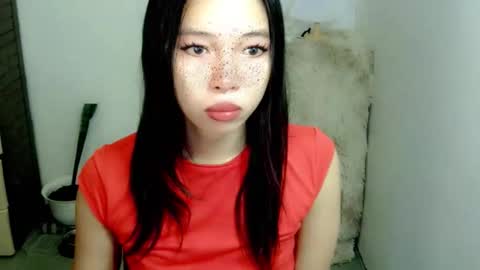 petite_mary69 online show from 03-21-26, 06:29