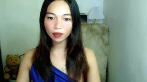 petite_mary69 online show from 04-07-26, 08:26