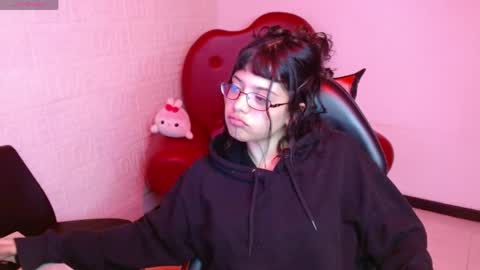 Melody online show from 04-14-26, 02:34