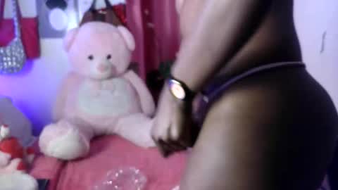 petite_princes online show from 02-28-26, 04:41