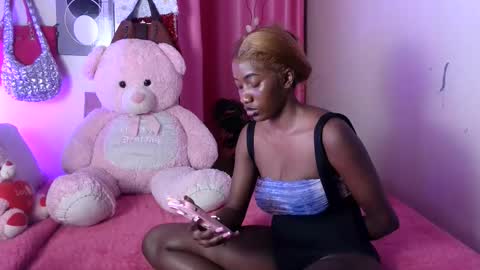 petite_princes online show from 03-12-26, 10:16