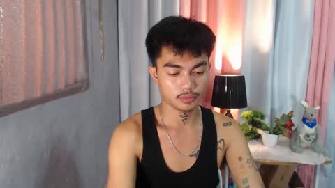 Snapshot of petiteasianx chatting on 02-16-25, 02:10 Vrin online show from 02-16-25, 02:10