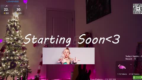 Snapshot of petitebrat chatting on 12-11-24, 01:17 PiperAvery online show from 12-11-24, 01:17
