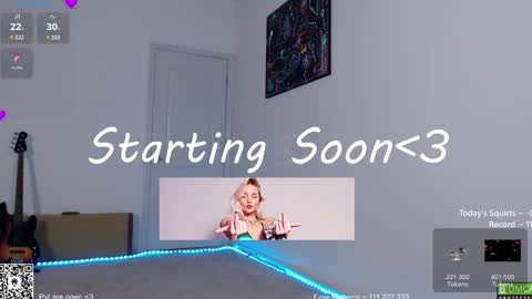 Snapshot of petitebrat chatting on 01-11-25, 11:46 PiperAvery online show from 01-11-25, 11:46