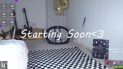 Snapshot of petitebrat chatting on 03-09-25, 02:29 PiperAvery online show from 03-09-25, 02:29