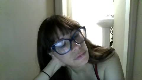 Snapshot of petitedoll30 chatting on 04-28-26, 02:27 Petitedoll30 online show from 04-28-26, 02:27