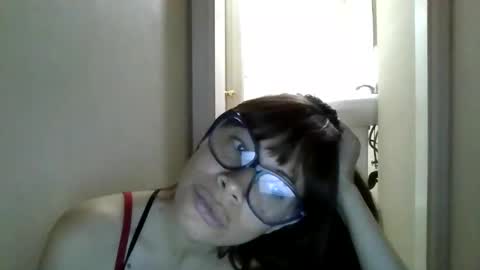 Snapshot of petitedoll30 chatting on 05-03-26, 03:12 Petitedoll30 online show from 05-03-26, 03:12