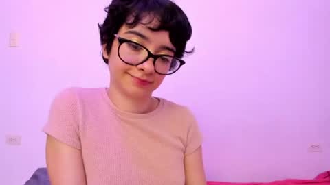 Lunna online show from 07-07-26, 03:31