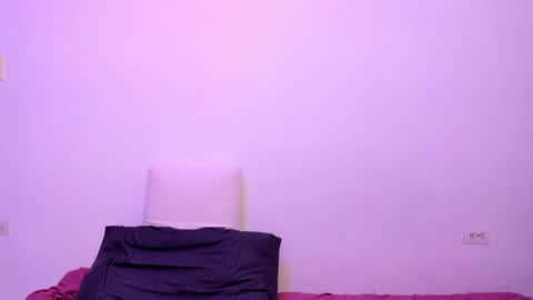 Lunna online show from 07-28-26, 01:56