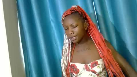 petitehunny online show from 04-26-26, 05:38