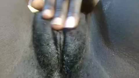 Snapshot of petiteme1 chatting on 01-10-25, 09:10 petiteme1 online show from 01-10-25, 09:10