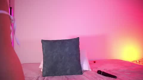 Petiteprinces online show from 06-11-26, 02:33