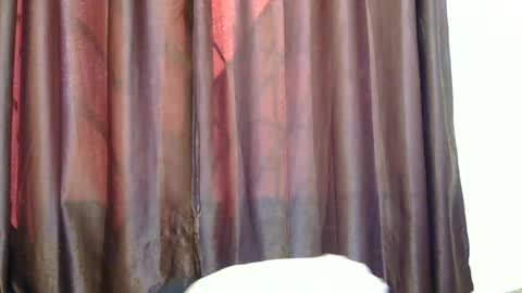 petitevixenn online show from 07-30-26, 11:42