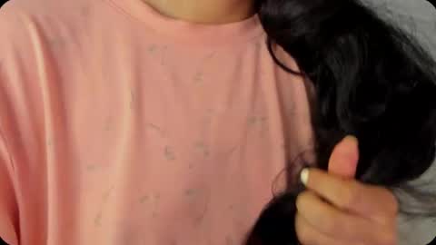 Snapshot of petitgirl_ chatting on 02-20-25, 01:03  J A S S  online show from 02-20-25, 01:03